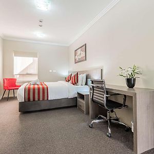 Apartment Kitchenette